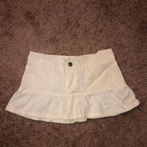 💗2 FOR $12💗 Cream / Off White Ruffle Skirt 💃🏼